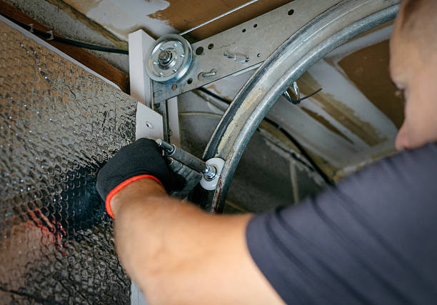 Affordable Garage Door Roller Replacement solutions in Crothersville, IN